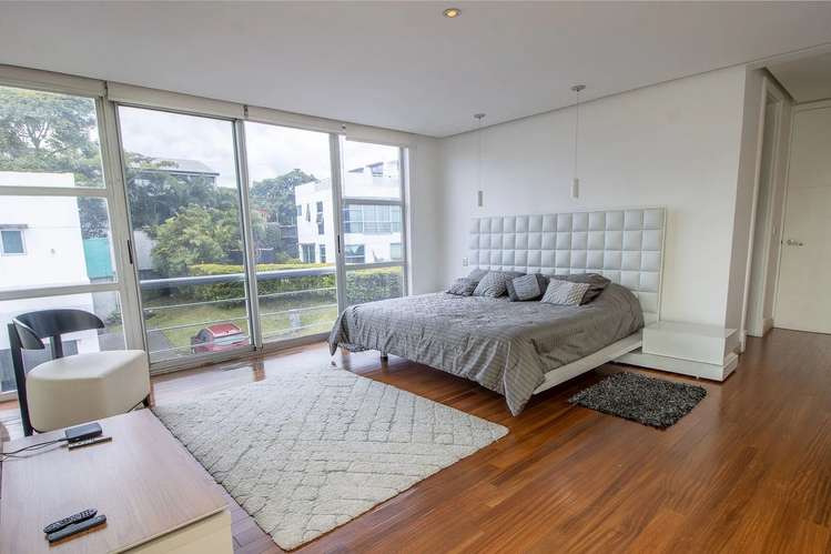 EXCLUSIVE LUXURY RESIDENCE IN DALUZ - Imagen 6