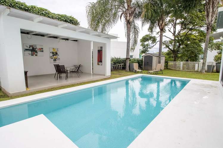 EXCLUSIVE LUXURY RESIDENCE IN DALUZ - Imagen 2