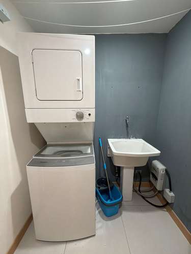 SE ALQUILA hermoso apartamento tipo loft en Torres de Heredia, se renta así cómo está en las fotos - Imagen 8