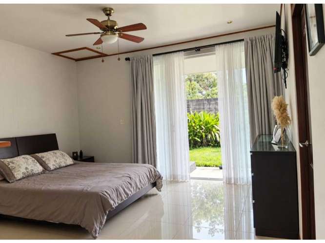 Casa en venta en Zaragoza de Palmares | 365 m² | 90 millones - Imagen 3