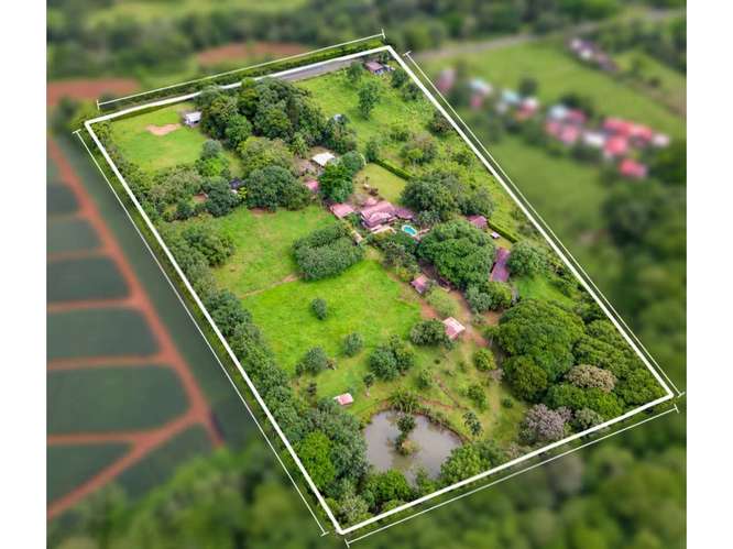 Preciosa Quinta de Lujo en La Virgen de Sarapiquí - Imagen 1
