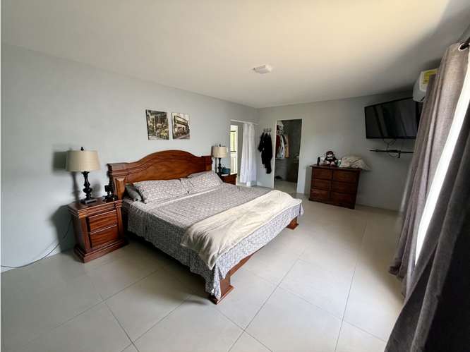 Casa en Ciudad Quesada con excelente ubicación