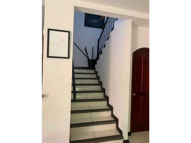 Hermosa Casa en Condominio