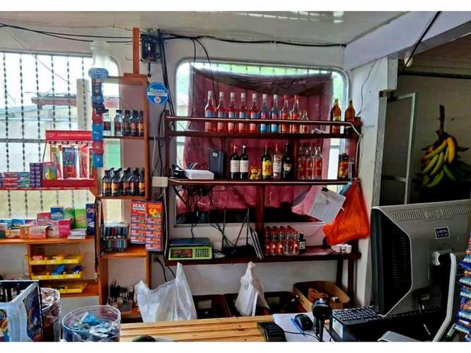 Mini Super a la Venta en Puerto Viejo Sarapiquí - Imagen 3