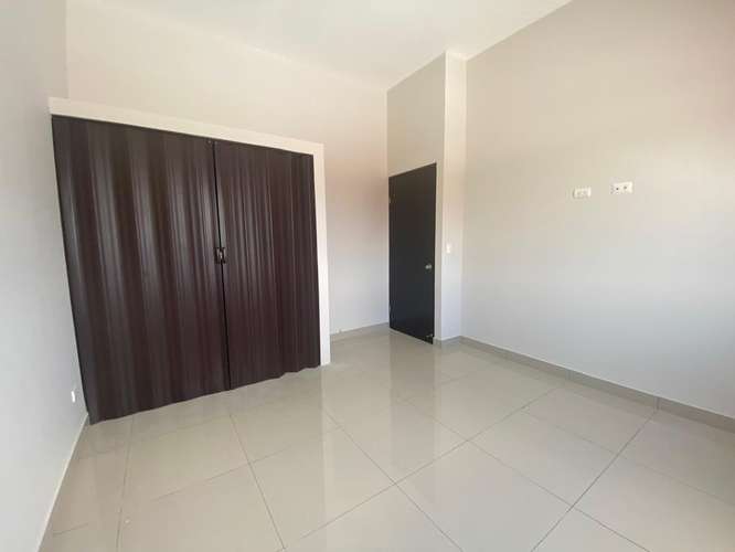 Alquiler apartamento en San Isidro a 1 km del Fresh Market, con 2 habitaciones, cochera, incluye agua e internet. - Imagen 12