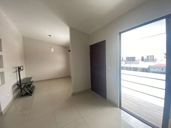 Alquiler apartamento en San Isidro a 1 km del Fresh Market, con 2 habitaciones, cochera, incluye agua e internet. - Imagen 15