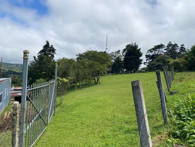 Venta de Terreno con Vista al Zurqui, San Jerónimo, Moravia. 6183