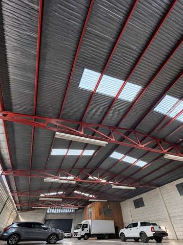 Se vende bodega comercial para inversión en Hospital, San José (AD)