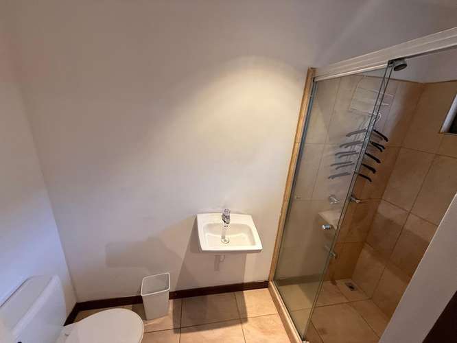 Espectacular casa esquinera en Condominio Almería, Pozos de Santa Ana: 260 m² con terraza y piscina - Imagen 16