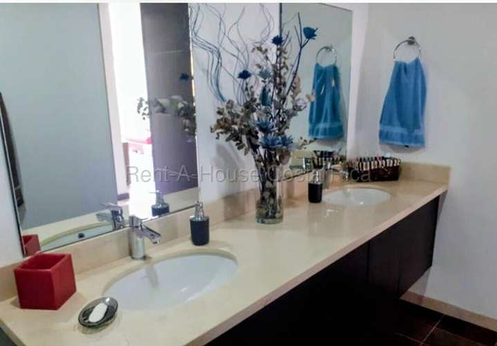 AMPLIO APARTAMENTO EN VENTA | CONDOMINIO LOS VOLCANES – SAN PABLO DE HEREDIA - Imagen 12