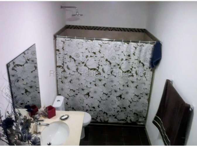 AMPLIO APARTAMENTO EN VENTA | CONDOMINIO LOS VOLCANES – SAN PABLO DE HEREDIA - Imagen 15