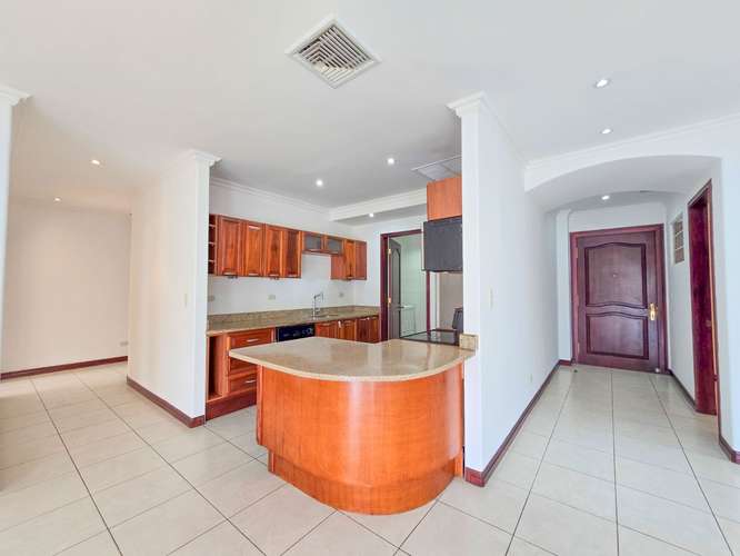 Apartamento de 219 m2 de 3 habit. + oficina y vista en San Rafael Escazú - Imagen 7