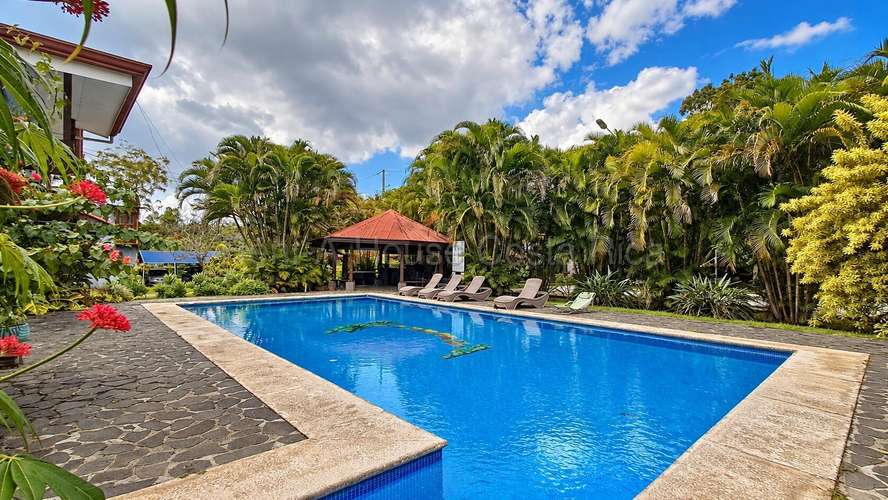 Casa de lujo totalmente remodelada de una planta en Pozos de Santa Ana.  - Imagen 20