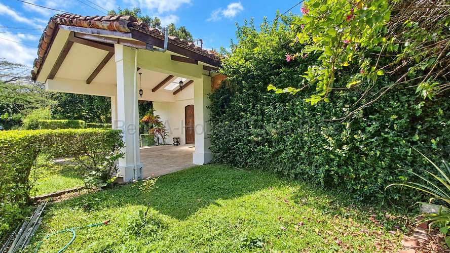 Casa de lujo totalmente remodelada de una planta en Pozos de Santa Ana.  - Imagen 4