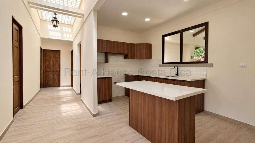 Casa de lujo totalmente remodelada de una planta en Pozos de Santa Ana.  - Imagen 9