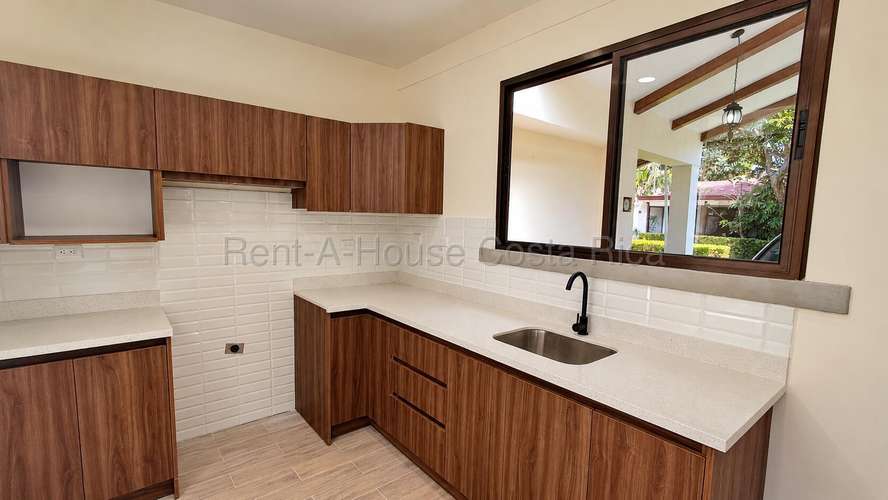 Casa de lujo totalmente remodelada de una planta en Pozos de Santa Ana.  - Imagen 10