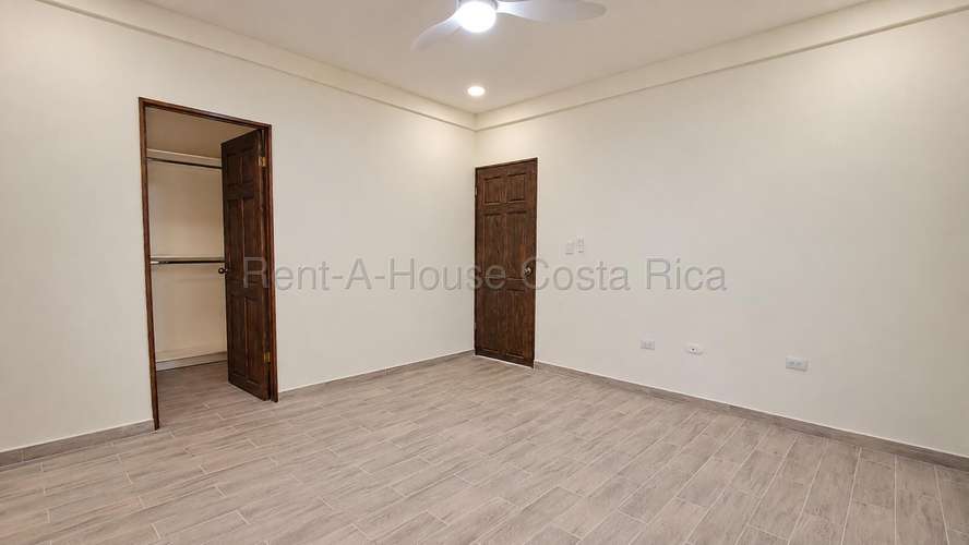 Casa de lujo totalmente remodelada de una planta en Pozos de Santa Ana.  - Imagen 13