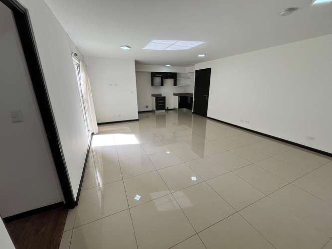Lindo apartamento en primer piso con patio en torre