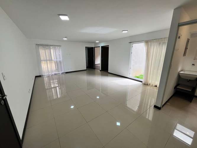 Lindo apartamento en primer piso con patio en torre