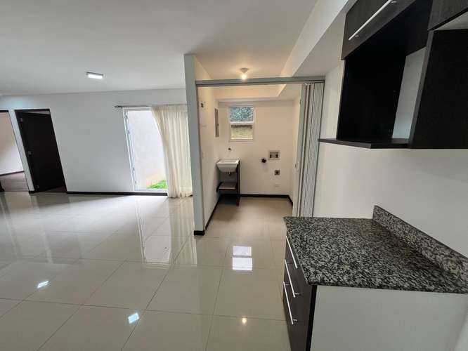 Lindo apartamento en primer piso con patio en torre