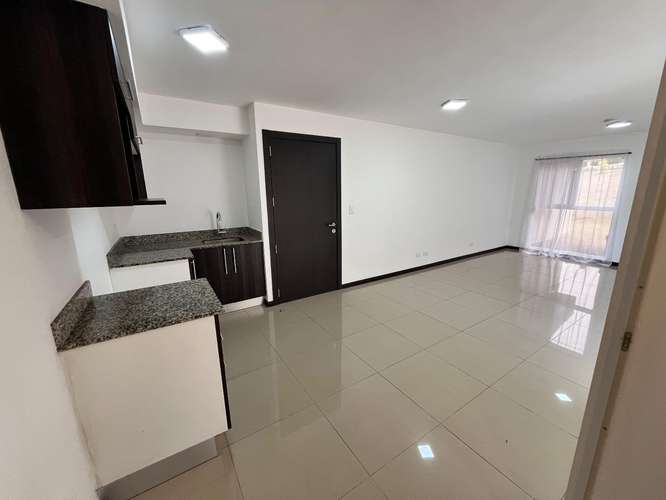 Lindo apartamento en primer piso con patio en torre