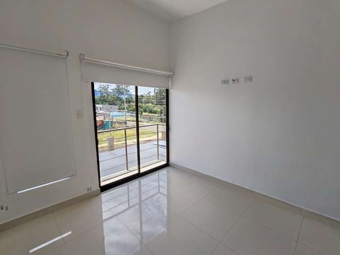 Se alquila casa nueva en San Rafael de Alajuela. La Cañada. 4 parqueos.