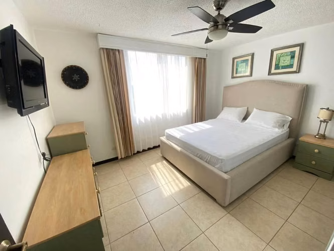 APARTAMENTO EN CONDOMINIO