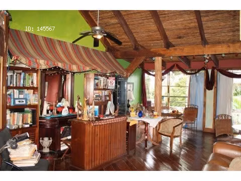 Boutique Hotel en Venta en Quepos.