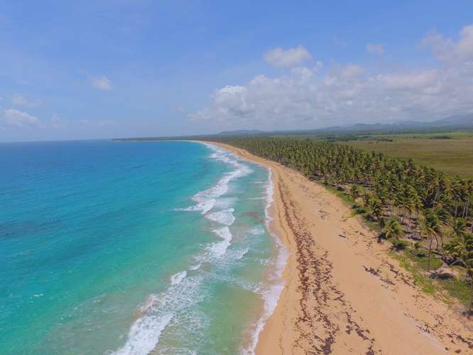 Terrenos lineales a la playa, punta cana, miches, terrenas, y mas!! - Imagen 2