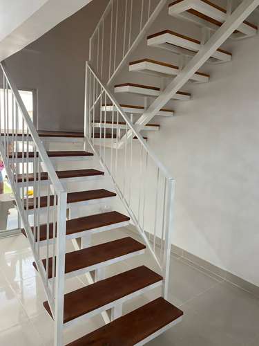 RENTA DE PENTHOUSE AMUEBLADO EN PRADOS DEL REY, SANTIAGO, R.D.