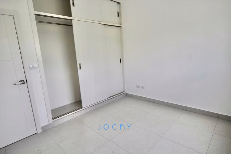 Jochy Real Estate vende, apartamento en el complejo turístico Playa Nueva Romana, R.D - Imagen 5