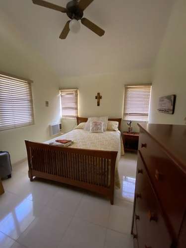 Casa En Venta Construida En 2 Niveles En Ensanche Julieta