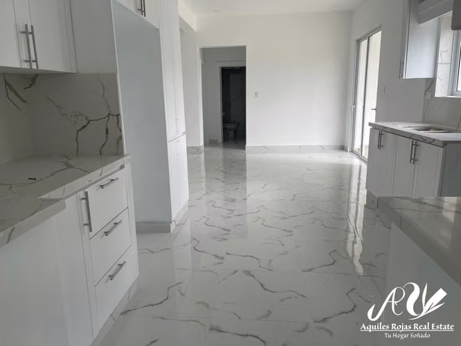 Hermosa Casa en Puerto Plata - 1568 - Imagen 3