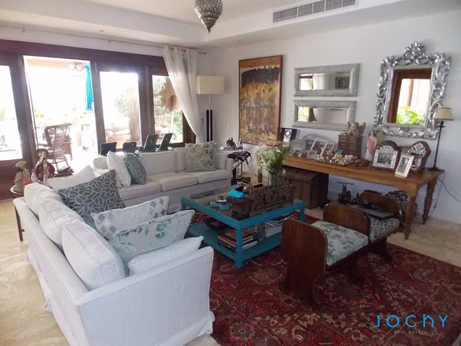 Jochy Real Estate vende, villa en PuntaCana Resort & Club, R.D - Imagen 2