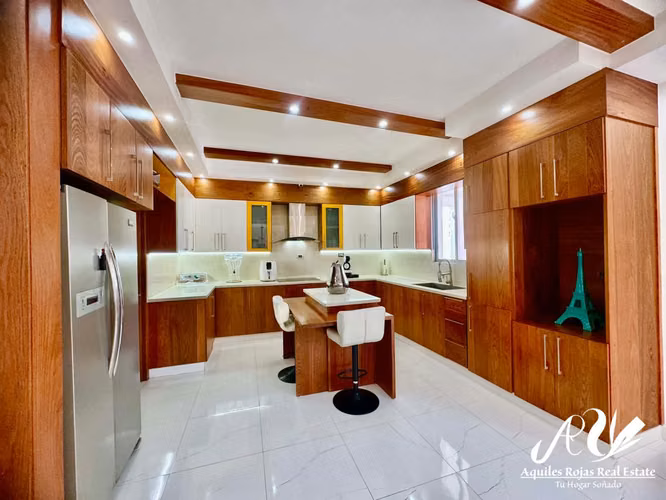 Hermosa Casa en Urbanización Don Simón - 1612 - Imagen 6