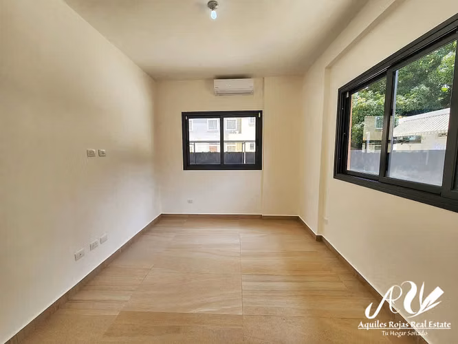 TH Trinitarias - Piso Bajo - 1646 - Imagen 5