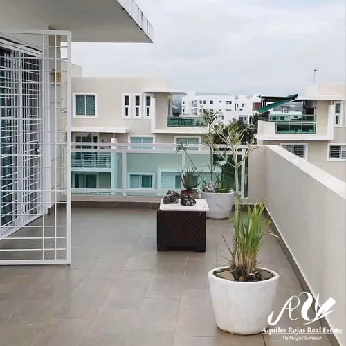 Penthouse Amueblado en Las Quintas de Rincon Largo - 1711