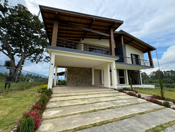 Casa en Venta en Proyecto Cerrado en Jarabacoa - Imagen 2