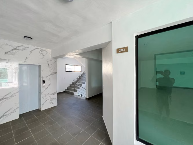 Local Comercial en Venta, en Almarosa II, Santo Domingo Este, Santo Domingo Este