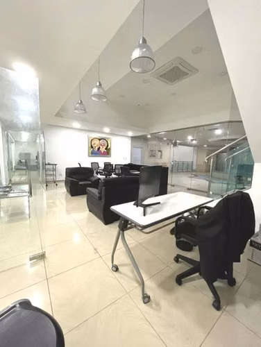 Venta y alquiler Local de oficinas Malecón Center - Imagen 2