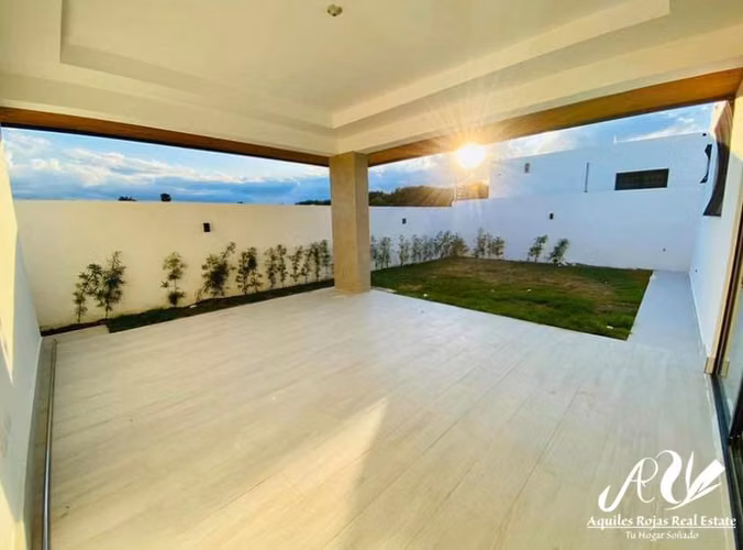 Hermosa Casa en Don Jose María - 1838