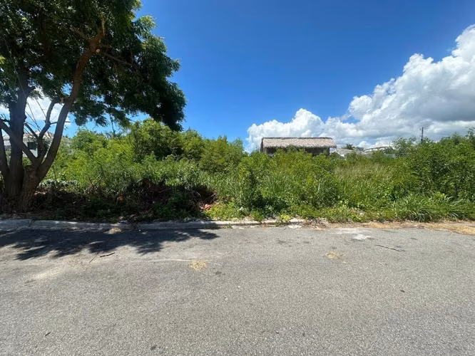 Solar de 395 metros en Venta en el Residencial Romana