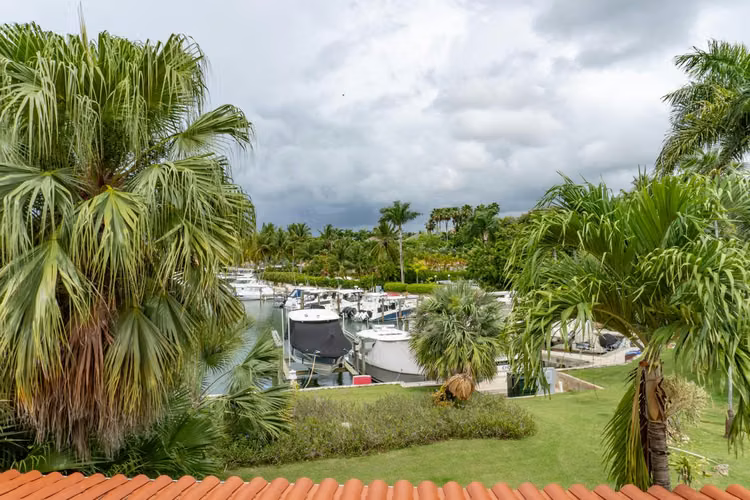 Villa en alquiler en Casa de Campo La Romana 4 habitaciones