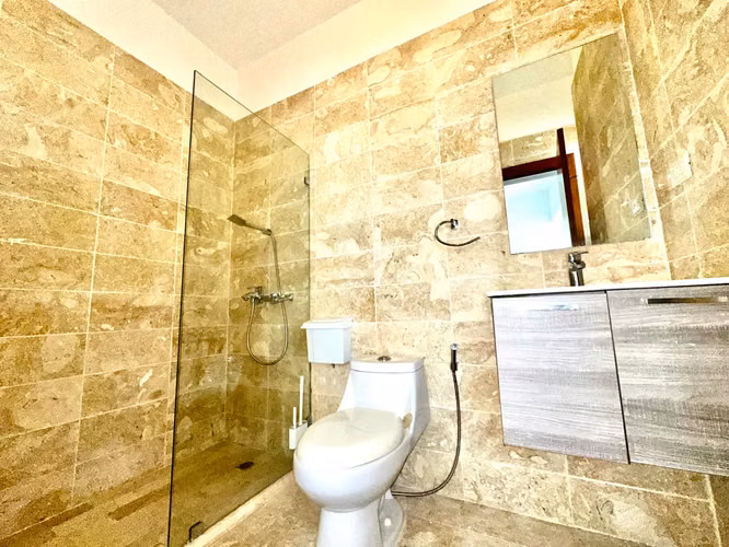 Penthouse en venta/ alquiler en Punta Cana Village 3 habitaciones