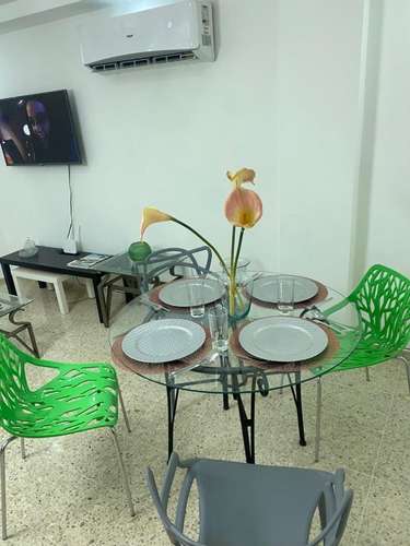 Apartamento En Alquiler De 1 Habitación Y 1 Baño En Naco