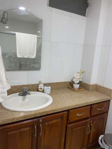 Apartamento En Alquiler De 1 Habitación Y 1 Baño En Naco