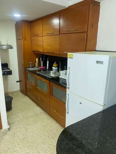 Apartamento En Alquiler De 1 Habitación Y 1 Baño En Naco