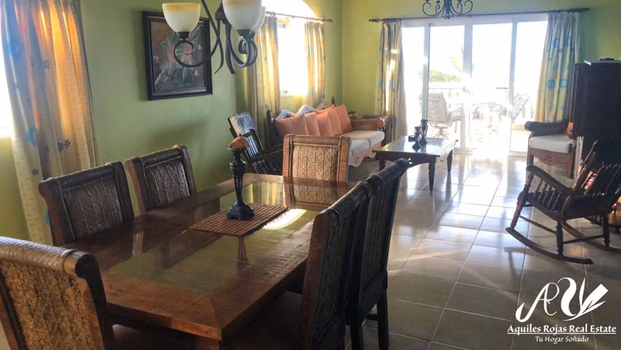 Hermosa Casa en Costambar - 1889