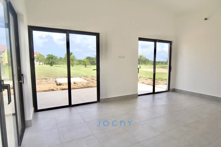 Jochy Real Estate vende, villa en La Estancia Golf Resort, La Romana, R.D