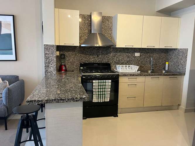 Apartamento En Alquiler De 3 Habs Y 3 Baños En Piantini